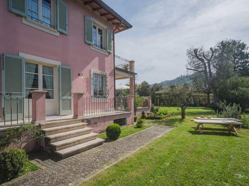 Ferienwohnung Appartamento Rosa  in 
Camaiore (Italien)