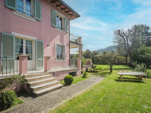 Ferienwohnung Appartamento Rosa  in 
Camaiore (Italien)