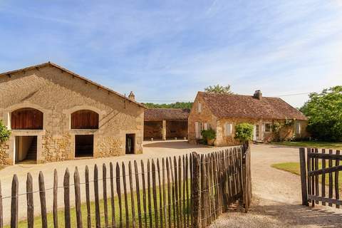 Bos de Penit - Ferienunterkunft in Saint-Georges-de-Montclard (31 Personen)