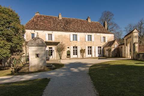 La Leotardie - Landhaus in Saint-Georges-de-Montclard (32 Personen)