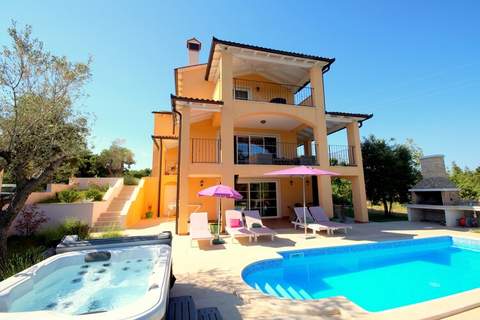 Villa Ari - Ferienunterkunft in Rakalj (10 Personen)