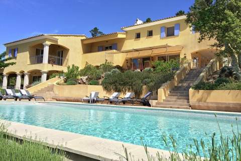 Villa Aramis - Ferienunterkunft in Le Muy (12 Personen)