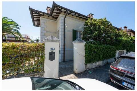 Ferienunterkunft in Forte dei Marmi (4 Personen)
