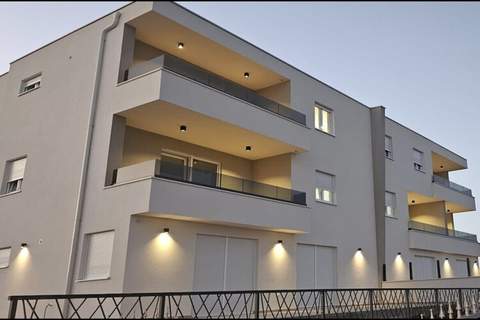 Ferienunterkunft in Vodice (5 Personen)