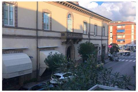 Ferienunterkunft in Viareggio (6 Personen)