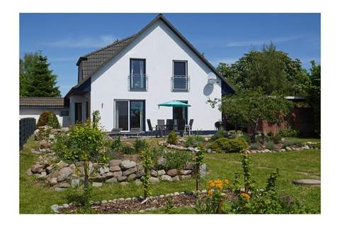Ferienunterkunft in Glowe (6 Personen)