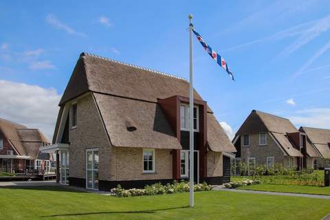 Friese Meren Villa's 2 - Ferienunterkunft in Delfstrahuizen (8 Personen)
