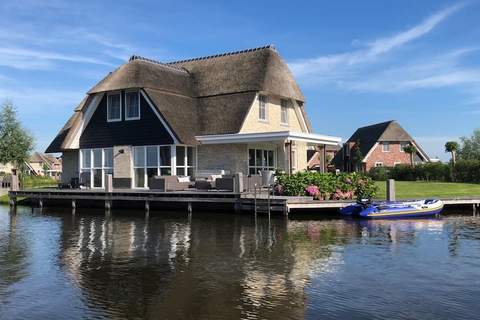 Friese Meren Villa's 16 - Ferienunterkunft in Delfstrahuizen (8 Personen)