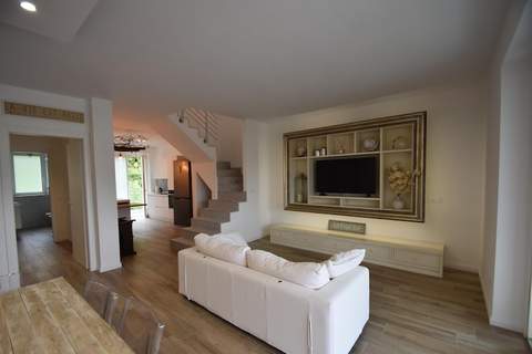 Lavinia's Apartment - Ferienunterkunft in Meina (6 Personen)