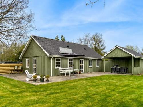 Ferienhaus Hinrich - 750m from the sea