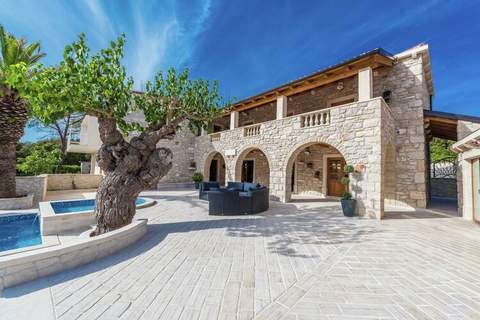 Villa Dumina - Ferienunterkunft in Sukosan (10 Personen)