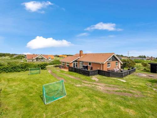 Ferienhaus Elviira - 600m from the sea