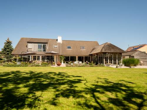 Ferienhaus, Villa Villa Rosetree with sauna and pool table