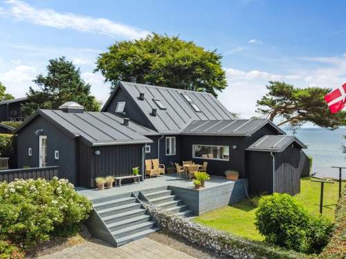 Ferienhaus Sten - 30m from the sea