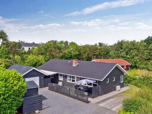 Ferienhaus Danja - 1.7km from the sea