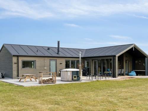 Ferienhaus Henke - 475m from the sea