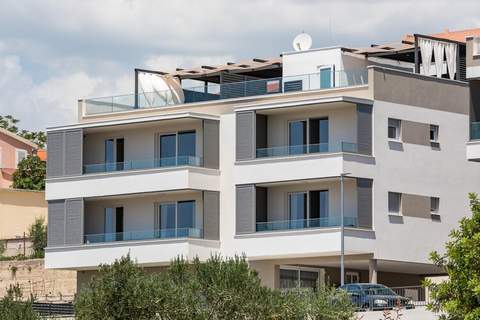 Villa AG-A2 - Ferienunterkunft in Podstrana (4 Personen)
