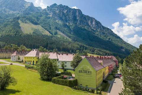 Erzberg Alpin Resort  4 - Ferienunterkunft in Eisenerz (4 Personen)