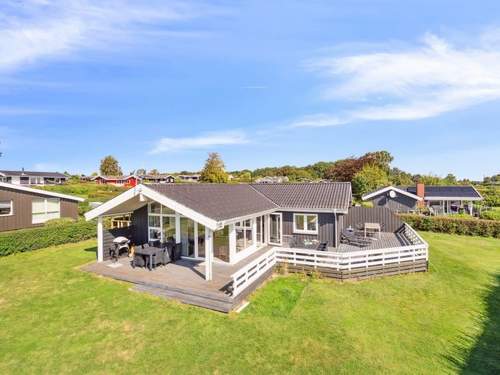 Ferienhaus Henrich - 200m from the sea