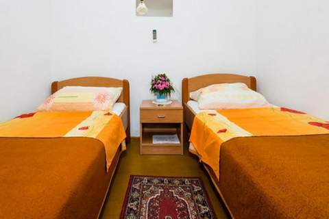 Rooms Kisic - Twin Room with Shared Bathroom - Ferienunterkunft in Dubrovnik (2 Personen)
