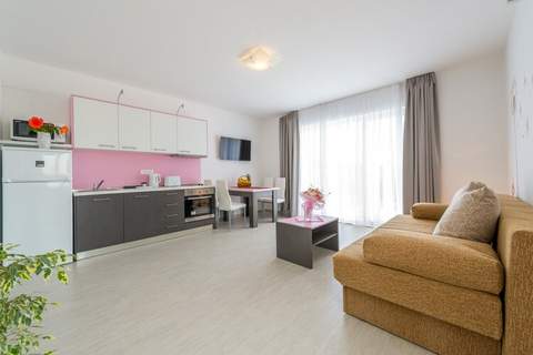 Villa Kabalero - Four-Bedroom Villa with Private Pool - Ferienunterkunft in Gruda (14 Personen)