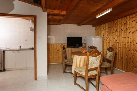Lapad View Apartments - Duplex Economy Two Bedroom Apartment with Terrace - Ferienunterkunft in Dubrovnik (5 Personen)