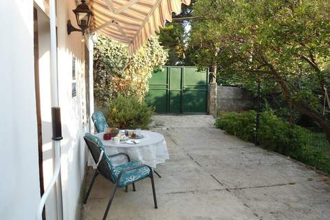 Apartment Mateo Lapad - Studio Apartment with Terrace and Garden View - Ferienunterkunft in Dubrovnik (2 Personen)