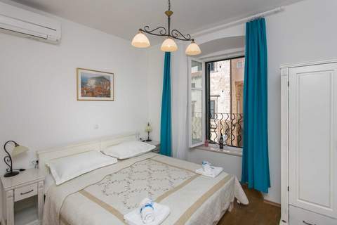 Guest House Lumin - Deluxe Double or Twin Room with City View (Second Floor) (BR2) - Ferienunterkunft in Dubrovnik (2 Personen)