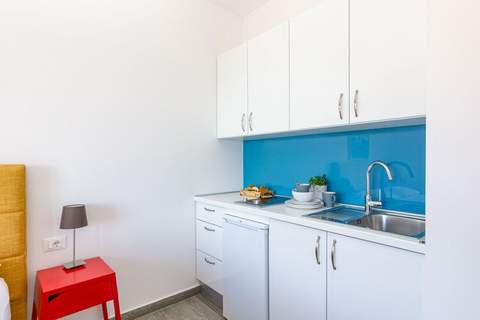 Apartments Villa Lukas - ''No.6'' Studio Apartment with Balcony and Sea View - Ferienunterkunft in Cavtat (2 Personen)
