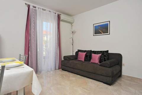 Apartments Lenka - One Bedroom Apartment with Balcony and garden View A2 - Ferienunterkunft in Sutivan (2 Personen)