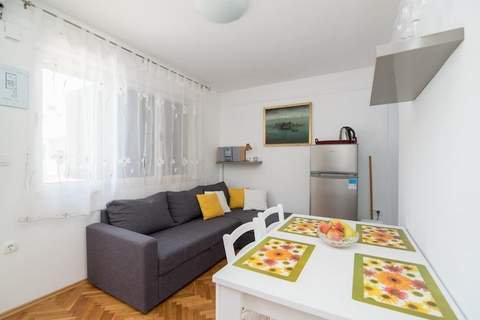 Apartments Natasa- One Bedroom Apartment with Terrace(A2) - (ST) - Ferienunterkunft in Supetar (2 Personen)