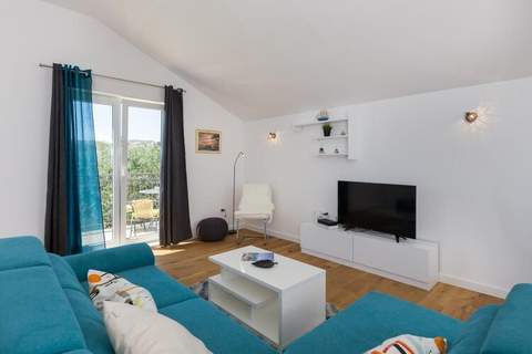 Apartment Green Oase - Three Bedroom Apartment with Balcony (A4+1) - Ferienunterkunft in Mlini (5 Personen)