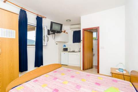 Apartments Rašica Molunat - Studio Apartment with Terrace and Sea View (Apartment 16) - Ferienunterkunft in Molunat (2 Personen)
