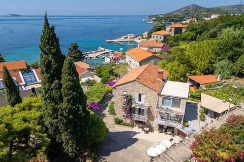 Rooms Tupina by Paulina - Standard Double Room with Balcony and Sea View (Room 3) - Ferienunterkunft in Mlini (2 Personen)