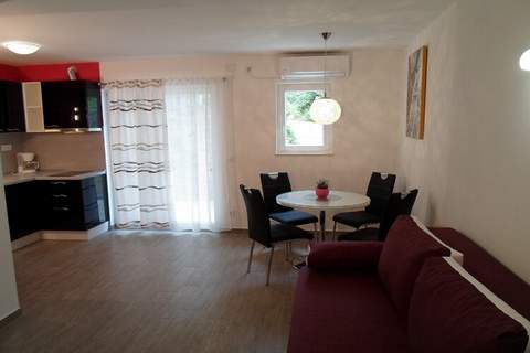 House Karlo Apartments - One-Bedroom Apartment with Balcony (A4) - Ferienunterkunft in Omis (3 Personen)