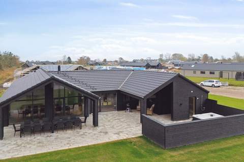 Ferienunterkunft in Otterup (14 Personen)