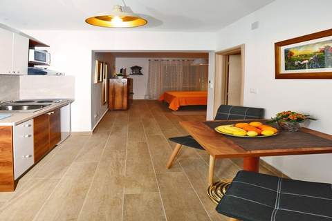 Nika Family Apartments - Superior Studio Apartment with Balcony and Sea View (A3) - Ferienunterkunft in Dubrovnik (2 Personen)