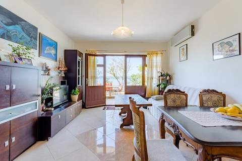 Villa Kosa - Two Bedroom Apartment with Terrace and Sea View (A1 Prizemlje) - Ferienunterkunft in Brela (4 Personen)