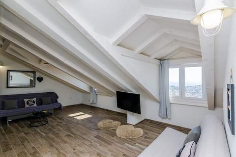 Apartments Life - Two Bedroom Apartment with Balcony and Sea View - Ferienunterkunft in Dubrovnik (6 Personen)