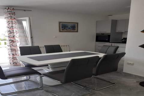 Apartments Seagull - Two Bedroom Apartment with Balcony (Grozdana) - Ferienunterkunft in Postira (5 Personen)