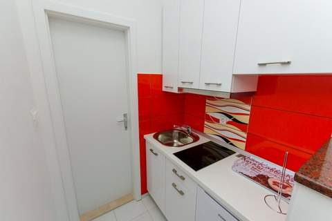 Apartments Ivana (TR) - Studio with Balcony and Sea View (A4) - Ferienunterkunft in Trogir (2 Personen)