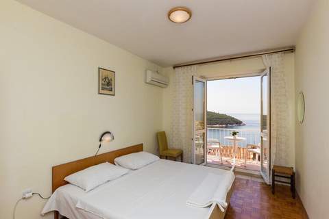 Beautiful Nest Rooms - One Bedroom Suite with Balcony and Sea view (Br. 2) - Ferienunterkunft in Dubrovnik (2 Personen)