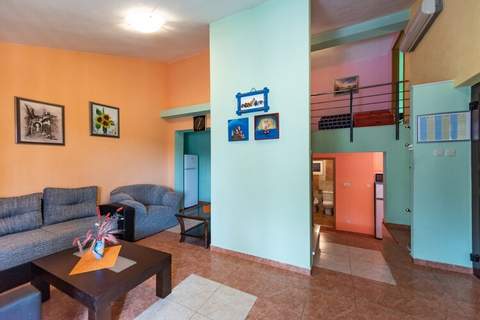 Apartments Karen - Three Bedroom Apartment with Terrace (A5) - Ferienunterkunft in Vinisce (9 Personen)