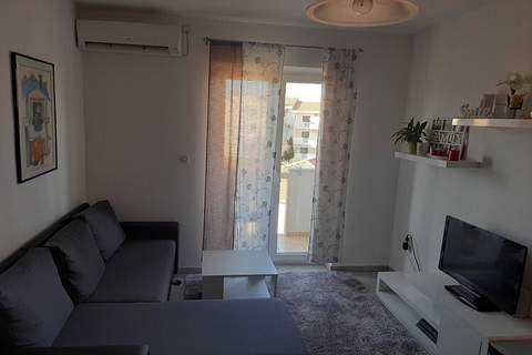 Apartment Cvita-Two Bedroom Apartment with Balcony and Sea View - Ferienunterkunft in Supetar (4 Personen)