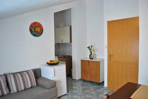 Apartments Smokvica - One Bedroom Apartment (Apartment 6) - Ferienunterkunft in Starigrad-Paklenica (4 Personen)