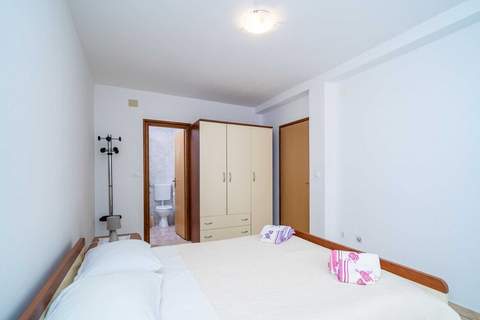 Apartments Zarac - One Bedroom Apartment with Terrace - Ferienunterkunft in Zaton (4 Personen)