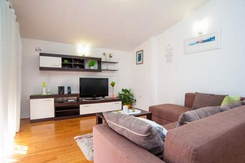 Apartment Spalato - Three Bedroom Apartment with Terrace - Ferienunterkunft in Bibinje (5 Personen)