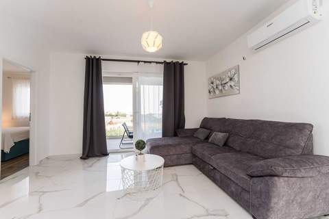 Luxury D Apartments - Two Bedroom Apartment with Terrace A1 - Ferienunterkunft in Bibinje (5 Personen)