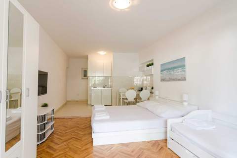 House Apartments Ariva - Superior Studio Apartment with Balcony (3 Adults) - A3 - Ferienunterkunft in Dubrovnik (3 Personen)