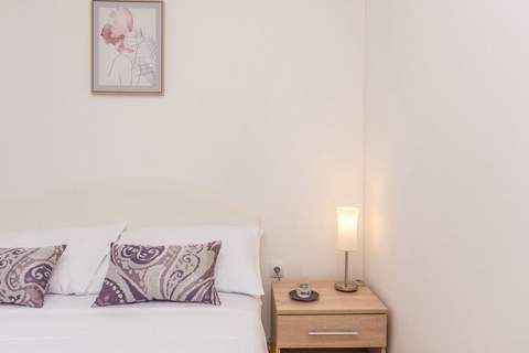 Apartments Lilly - Two Bedroom Apartment with Sea View and Terrace (A2) - Ferienunterkunft in Pasman (4 Personen)